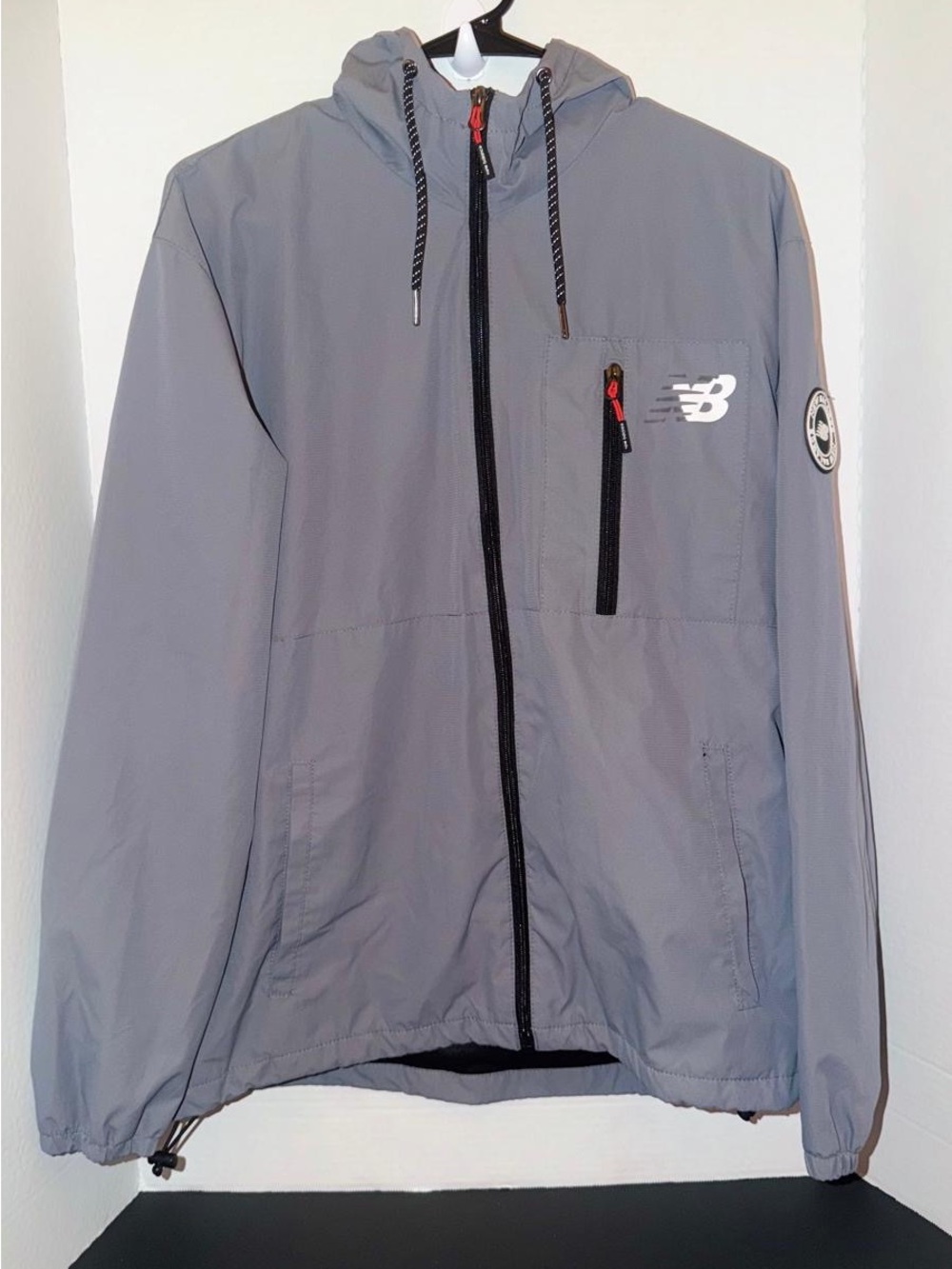 New Balance Men's Light Gray Hooded Windbreaker Jacket reflective logo